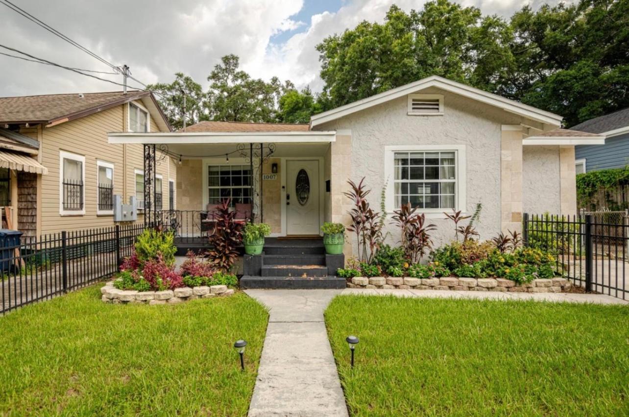 Youll Never Find A Bungalow Like Mine Villa Tampa Exterior photo